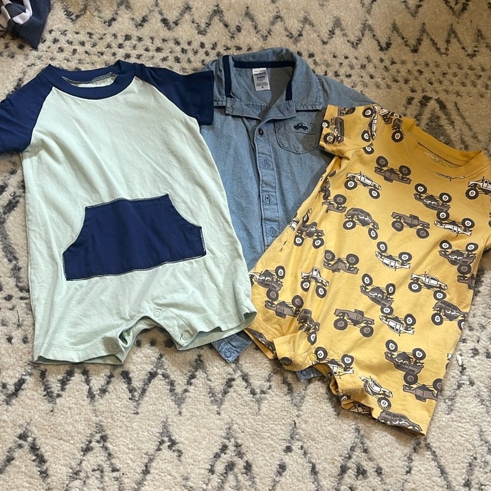 Three like new toddler romper - size 24 months - carters